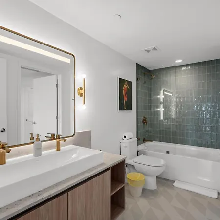 Modern 1Br Apartment With Breathtaking Views Heart Of Downtown Miami Exterior photo