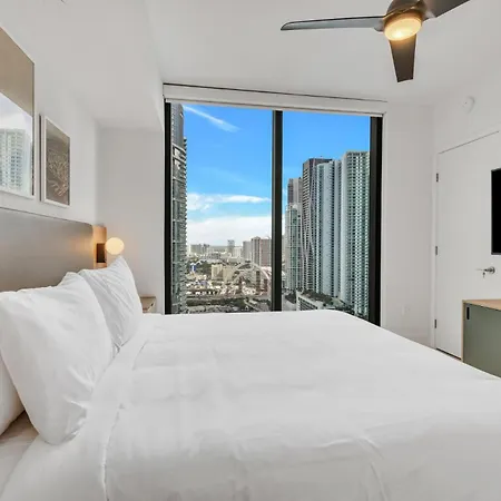 Modern 1Br Apartment With Breathtaking Views Heart Of Downtown Miami Exterior photo